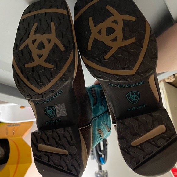 ariat boots - Picture 6 of 7